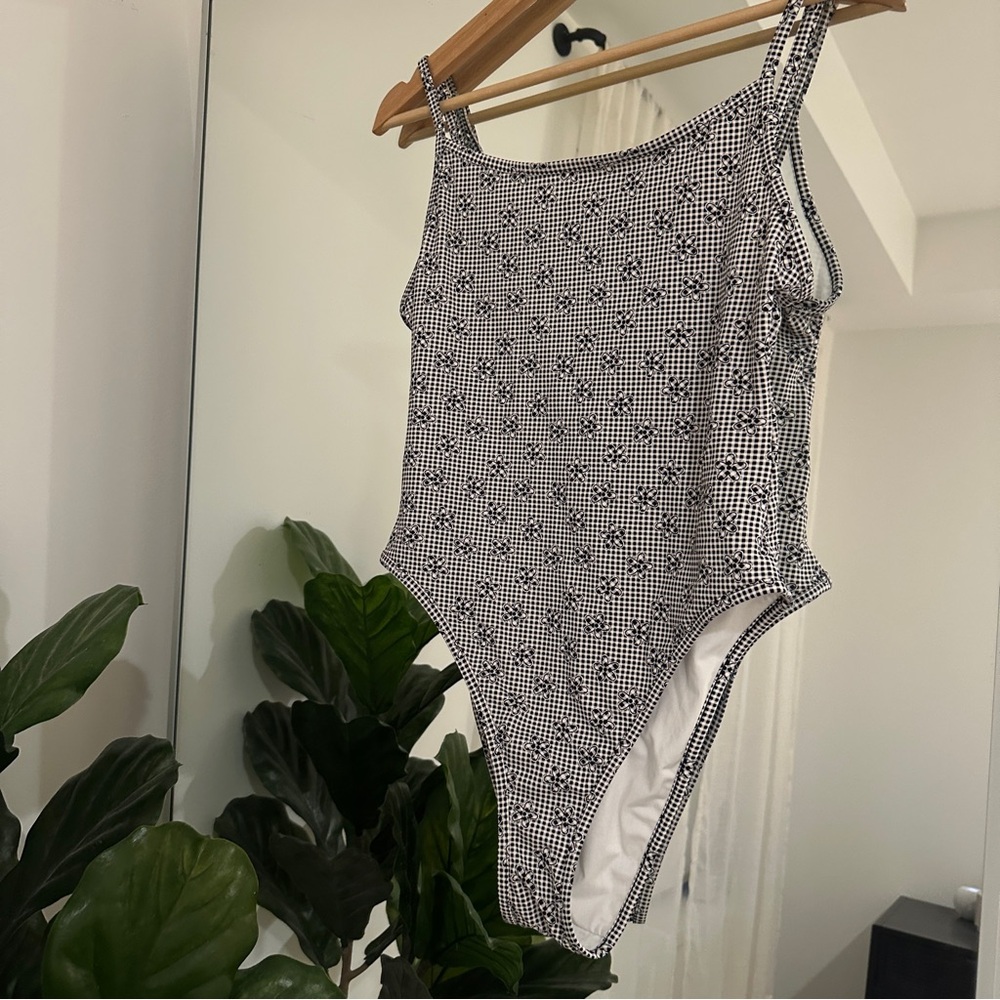 PINK Victoria's Secret x Frankie’s Bikinis Poppi One Piece